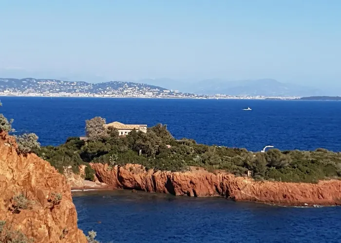 T2, Piscine, Parking, Plages A 200m Lejlighed